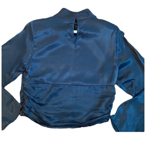NWT Zara Crop Top Blouse, Mock Neck, long sleeve, ruched hem in blue size medium - Picture 5 of 11
